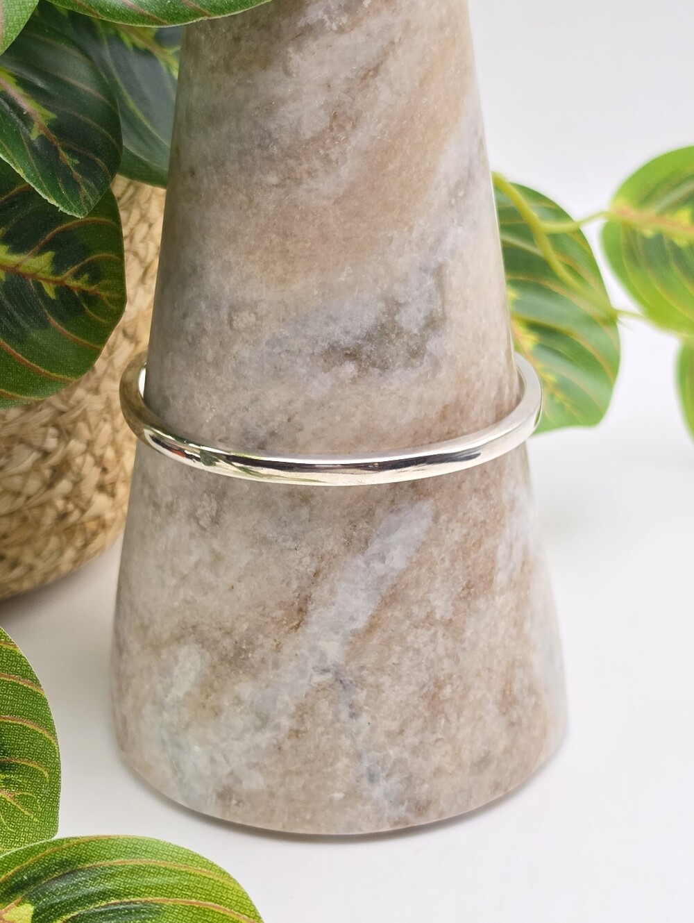 Sterling Silver .925 Thailand Narrow Bangle Bracelet 7.75" 8.75 Grams